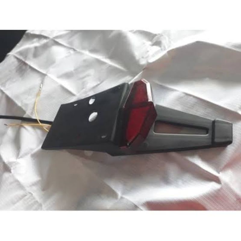 spakbor belakang + lampu stop klx