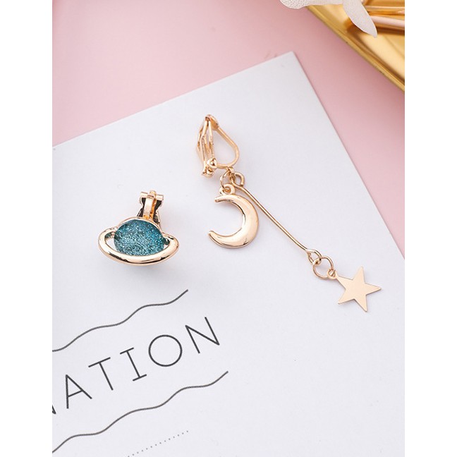 LRC Anting Jepit Fashion Gold Color Moon Shape Decorated Earrings