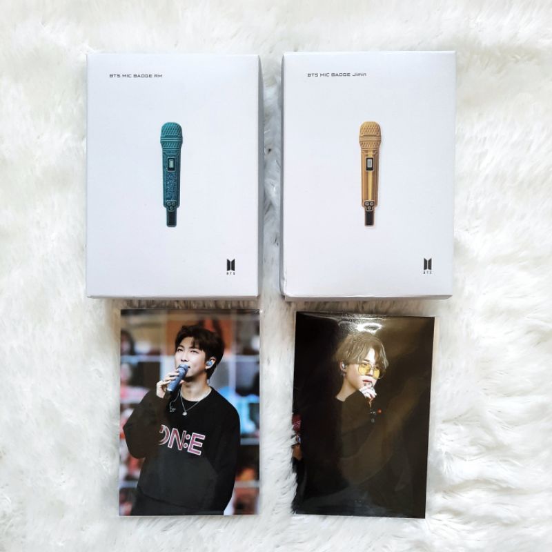 MIC BADGE HYBE INSIGHT BTS