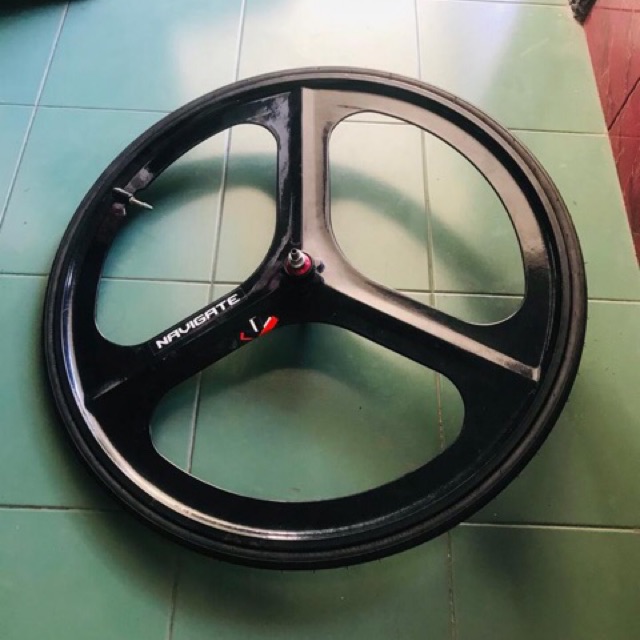 Wheel Set/Rims/Velg Fixie merk Navigate 3 Spoke 700c Front/Depan bukan Dennos/Aerospoke