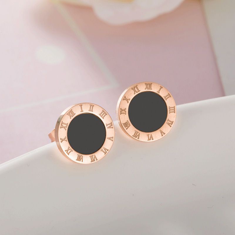 1pc Anting Bahan Titanium Steel Gaya Punk Rock Korea Untuk Pria Dan Wanita