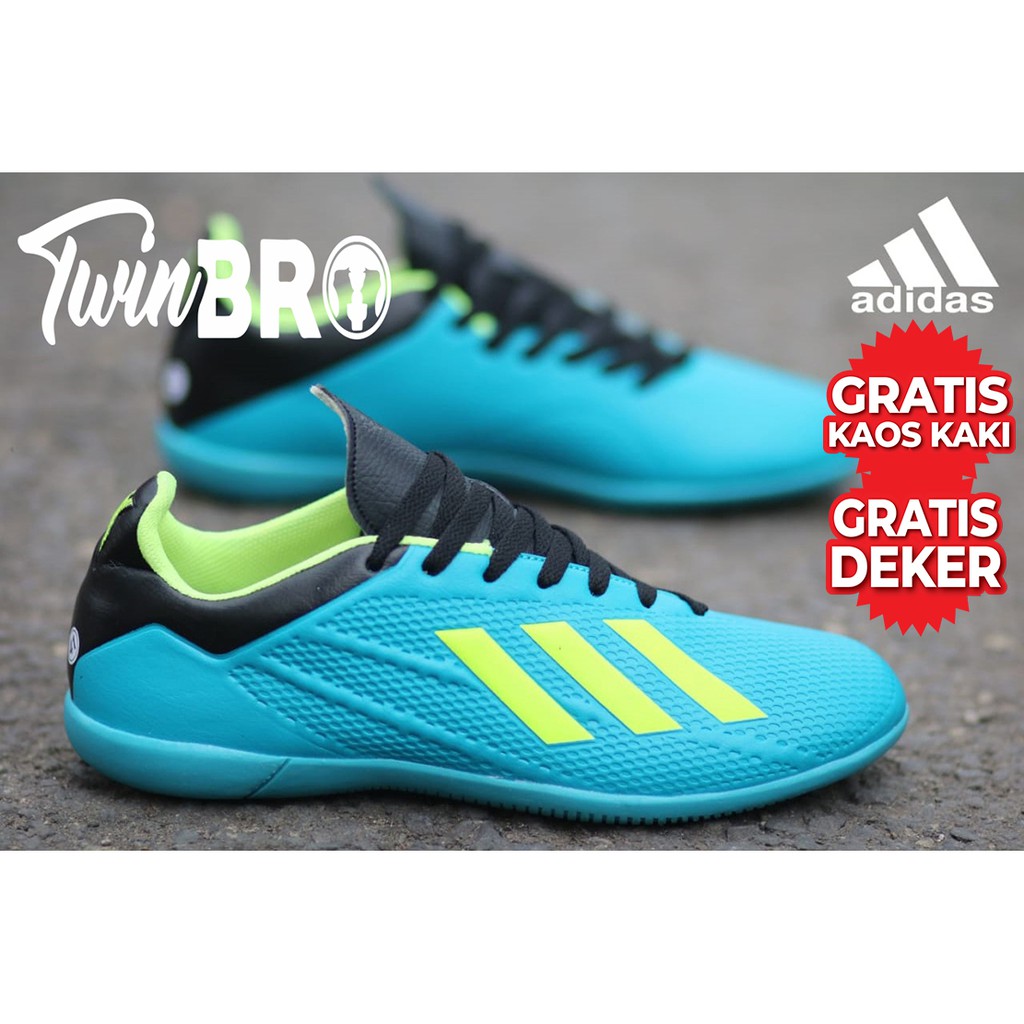  Sepatu  Futsal Adidas X Predator Olahraga  Pria  Shopee  