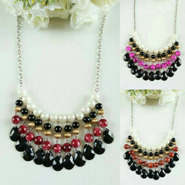Kalung mutiara hitam elegan