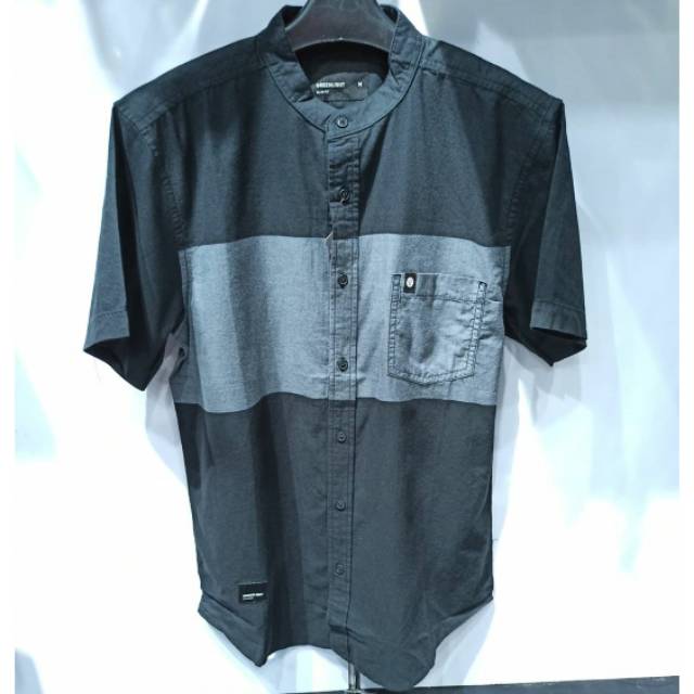 24704 Greenlight Kemeja pria tangan pendek