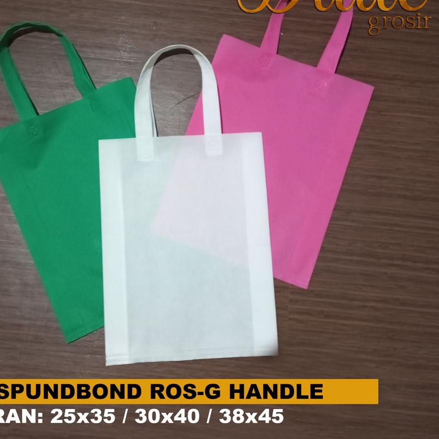 

Terjangkau - Tas Spunbond Handle / Goodie bag / Ukuran 25x35 1 Lusin 팝