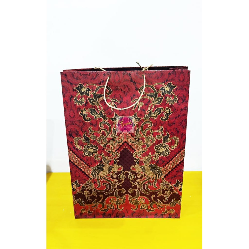 

Tas Kertas Batik Besar 40 x 30CM 1Pcs