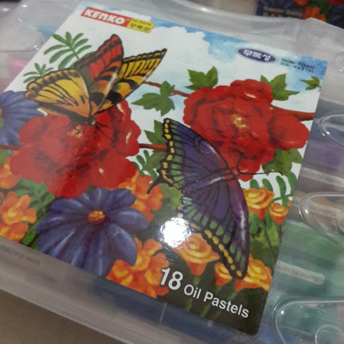 

Gaya Crayon Kenko 18 Warna Gilaa!!!