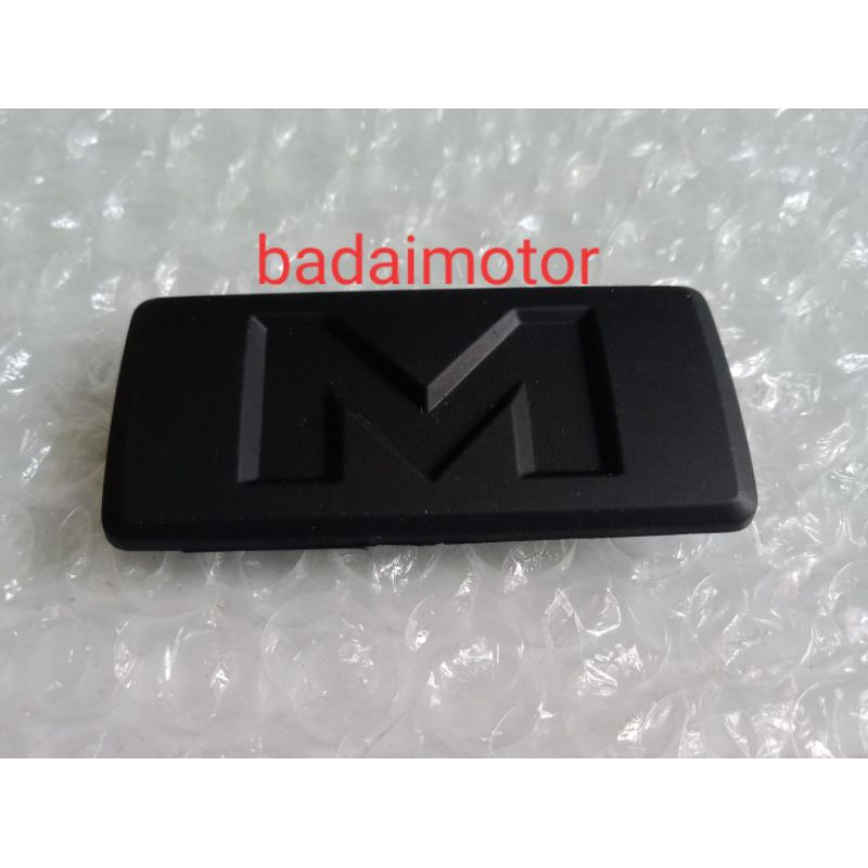 EMBLEM TIPE M DAIHATSU TERIOS XENIA AYLA SIGRA