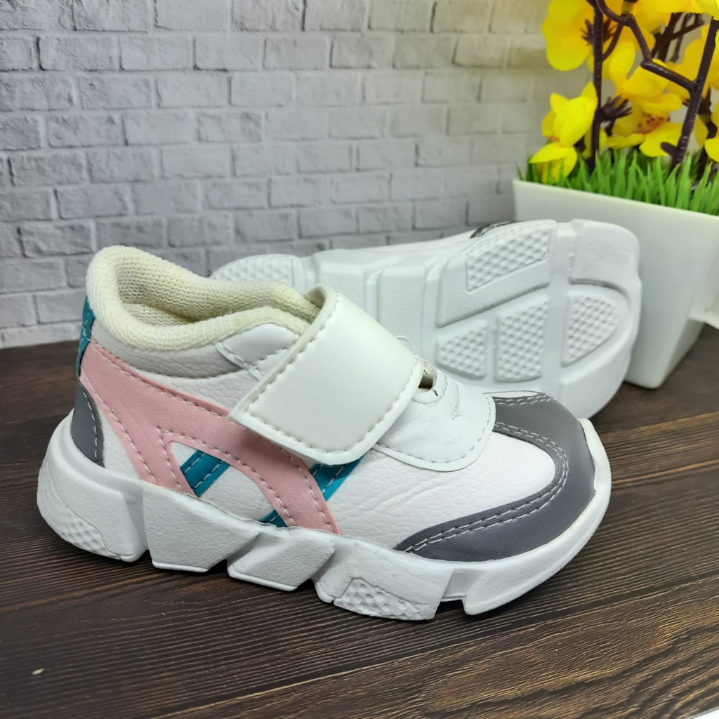 mandirishoesstore-SEPATU SNEAKER ANAK USIA 1 2 3 TAHUN FAY09