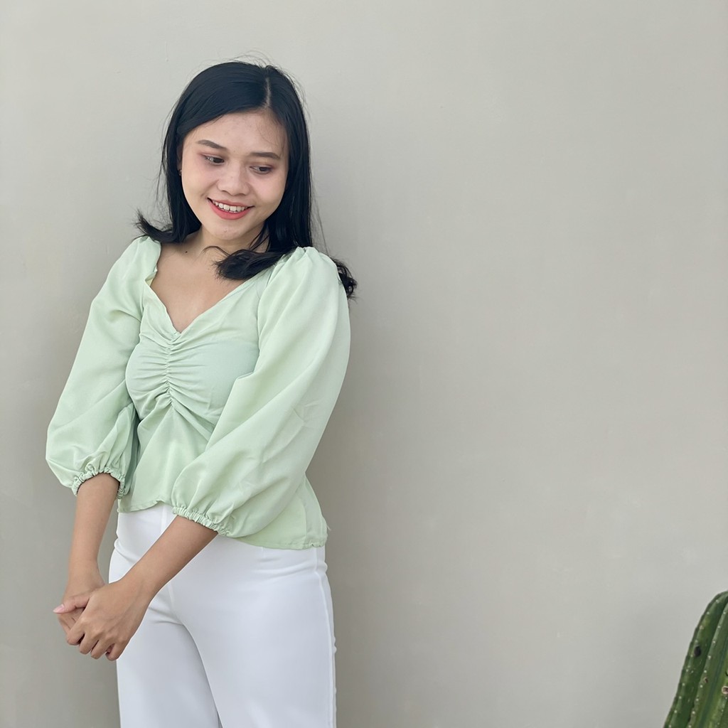 KOREAN VNECK BLOUSE / KOREAN BLOUSE / KOREAN BLOUSE LENGAN BALON
