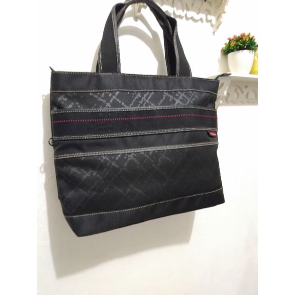 hedgren tote bag