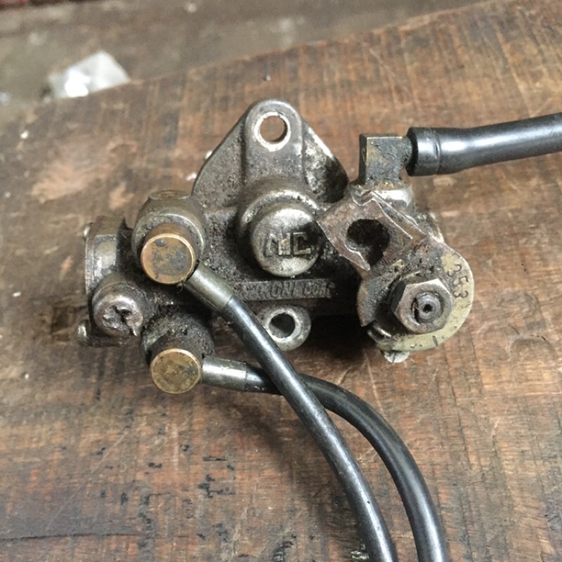 pompa oli Pompa oli samping suzuki ts 125 ts 100 trs original