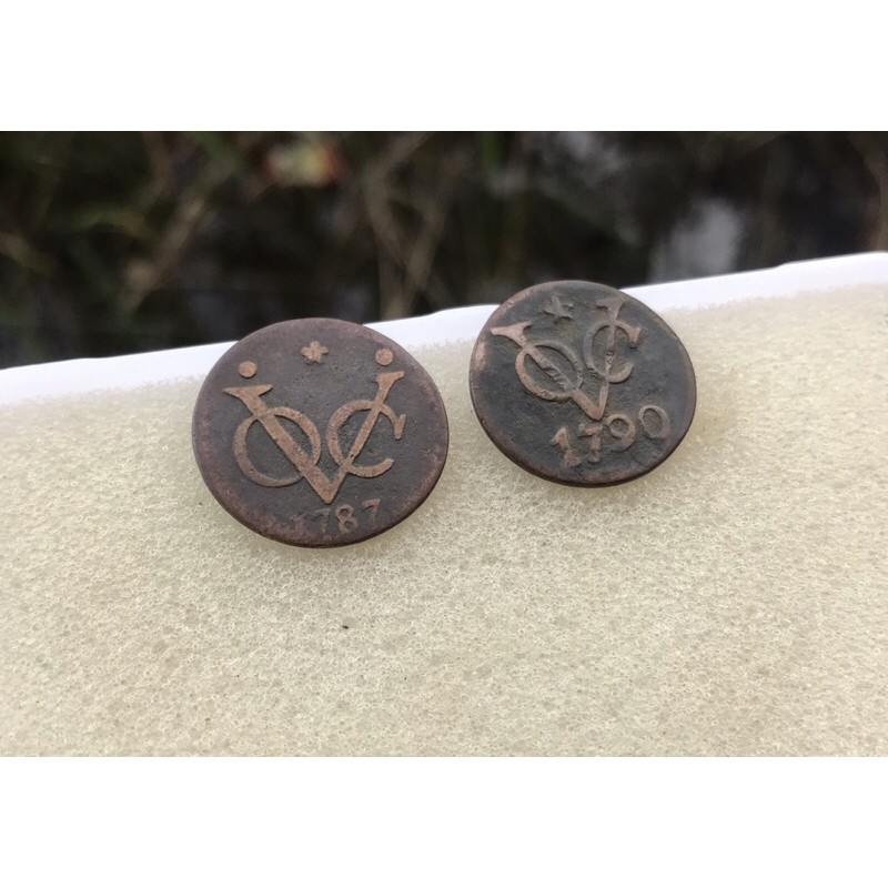 Koin Kuno VOC 1787 dan 1790 Asli dan Istimewa 2pcs