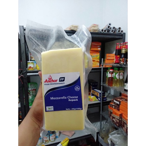 

Keju Mozarella Anchor 1kg/Anchor mozzarella 1kg