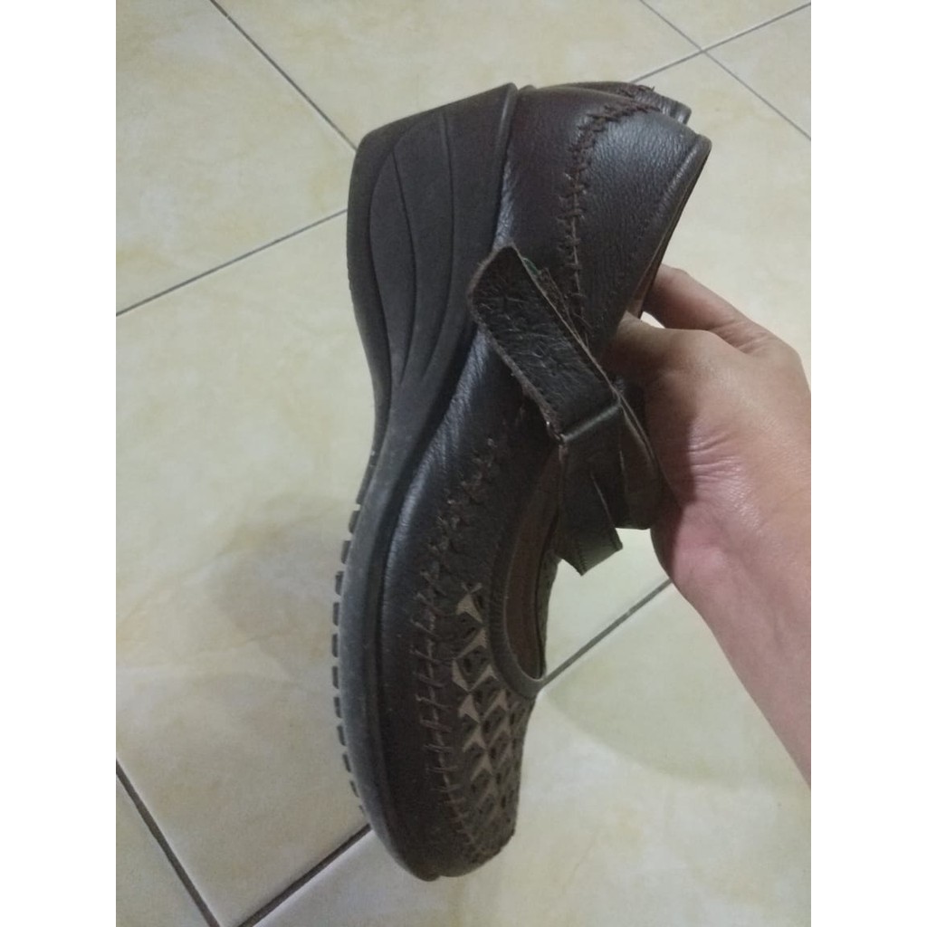 Kickers Sepatu Wanita Preloved