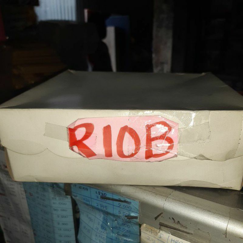 

kardus makanan ukuran 22x22 tebal. pengiriman instan