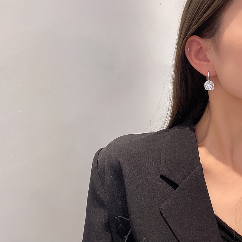 Anting Tusuk Bahan Sterling silver 925 Hias Zircon Untuk Wanita