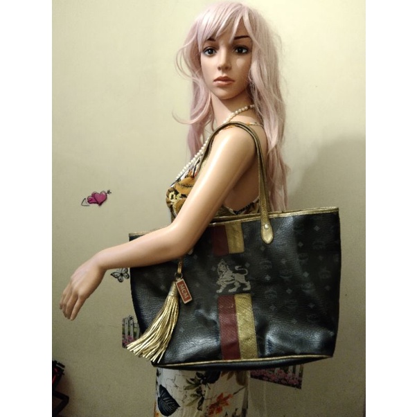 Authentic MCM Vintage PrincessLion Vicetos Hitam Shopper Tote bag preloved seken