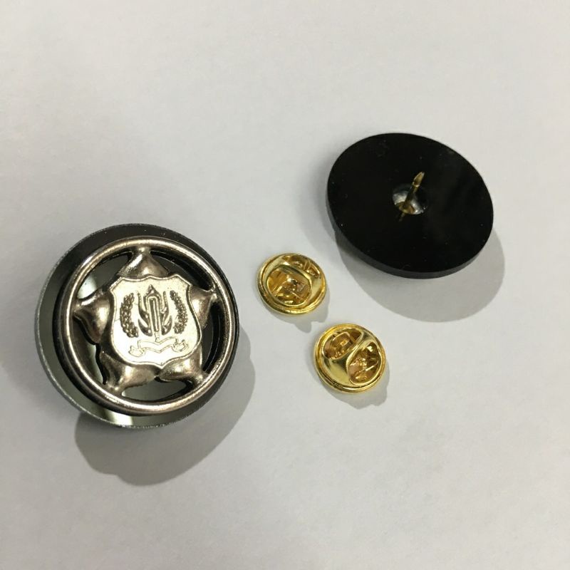 monogram satpam logam, pin satpam, pin kerah satpam