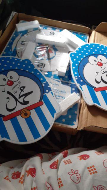 Jam Dinding 1 Set Karakter Doraemon