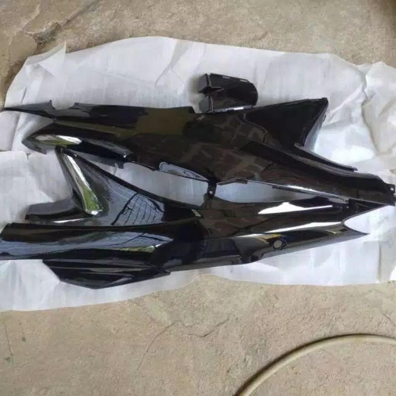 cover body bodi suzuki shogun 125 r shogun sp 125 warna hitam set tutup bodi