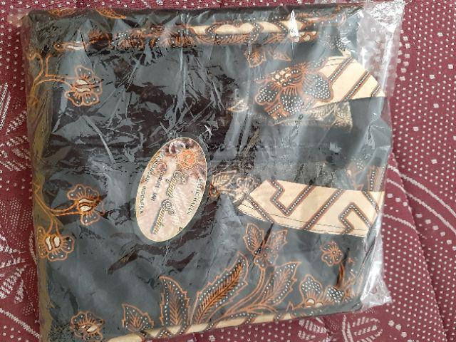Tunic Batik Serut Pager Bunga Tunik Batik Seragam Batik Kerja Kantor Wanita Hitam Katun Solo