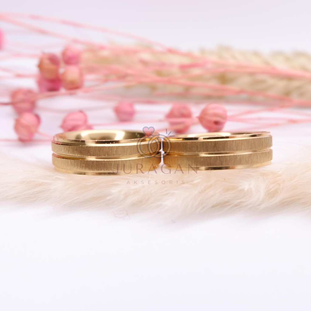 [UKIR NAMA + BOX HATI] Cincin Couple BUCIN Titanium M12 BONUS Gelang Couple