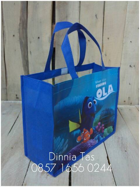 

Tas Ultah Finding Dory