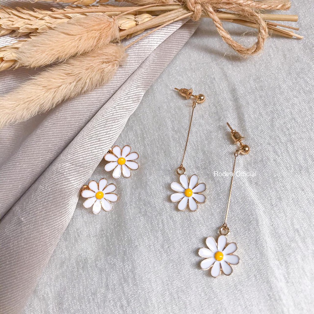 Daisy Earring | Anting Simple model Bunga, Anting Bunga model panjang, Anting Korea Panjang Gantung