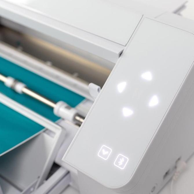 

Mesin Cutting Sticker Silhouette Cameo 4 - Garansi Resmi Pt. Asaba