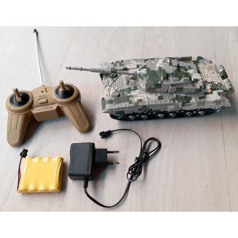 Mainan Mobil Remote Control Tank RC Remot Kontrol / Rc Military warTank