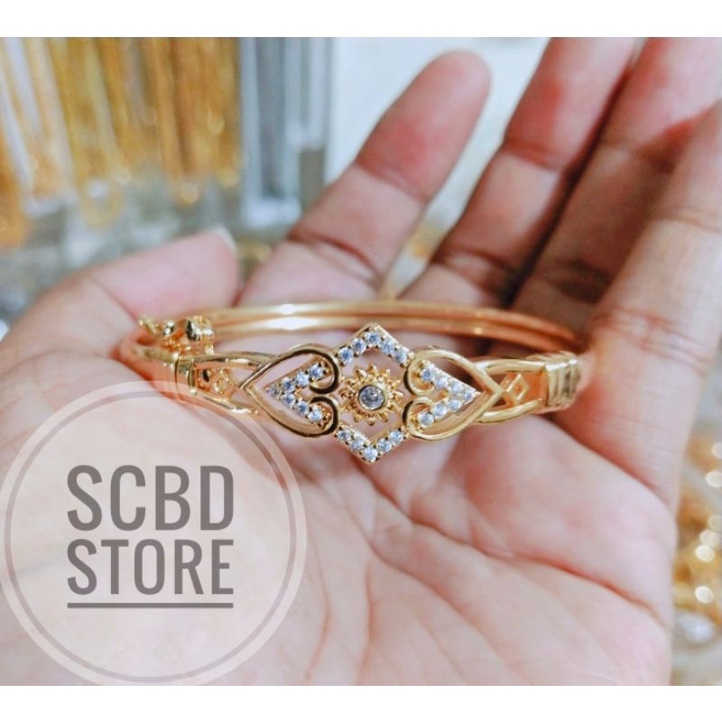 Gelang Wanita Bangle Motif Segi Tiga Mata