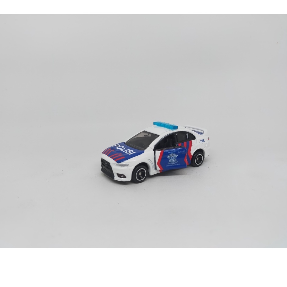 Tomica Mitshubishi Lancer Evolution Custom Polisi Satlantas PJR