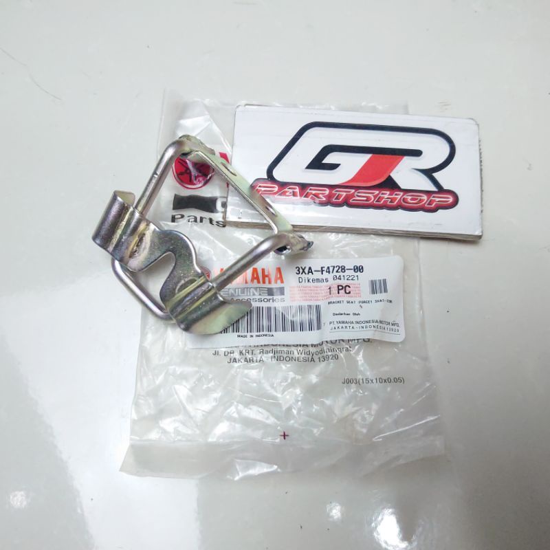 PENGAIT JOK F1ZR ORI YGP FIZR FIZ R F1Z R KANCING KANCINGAN LOCK SADEL ORIGINAL YAMAHA