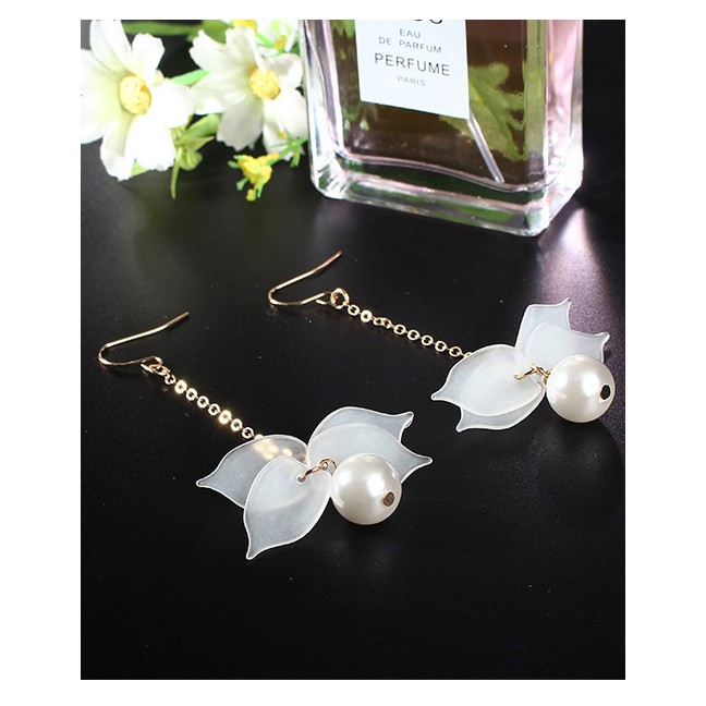 LRC Anting Gantung Fashion Flower Shape Decorated Earrings