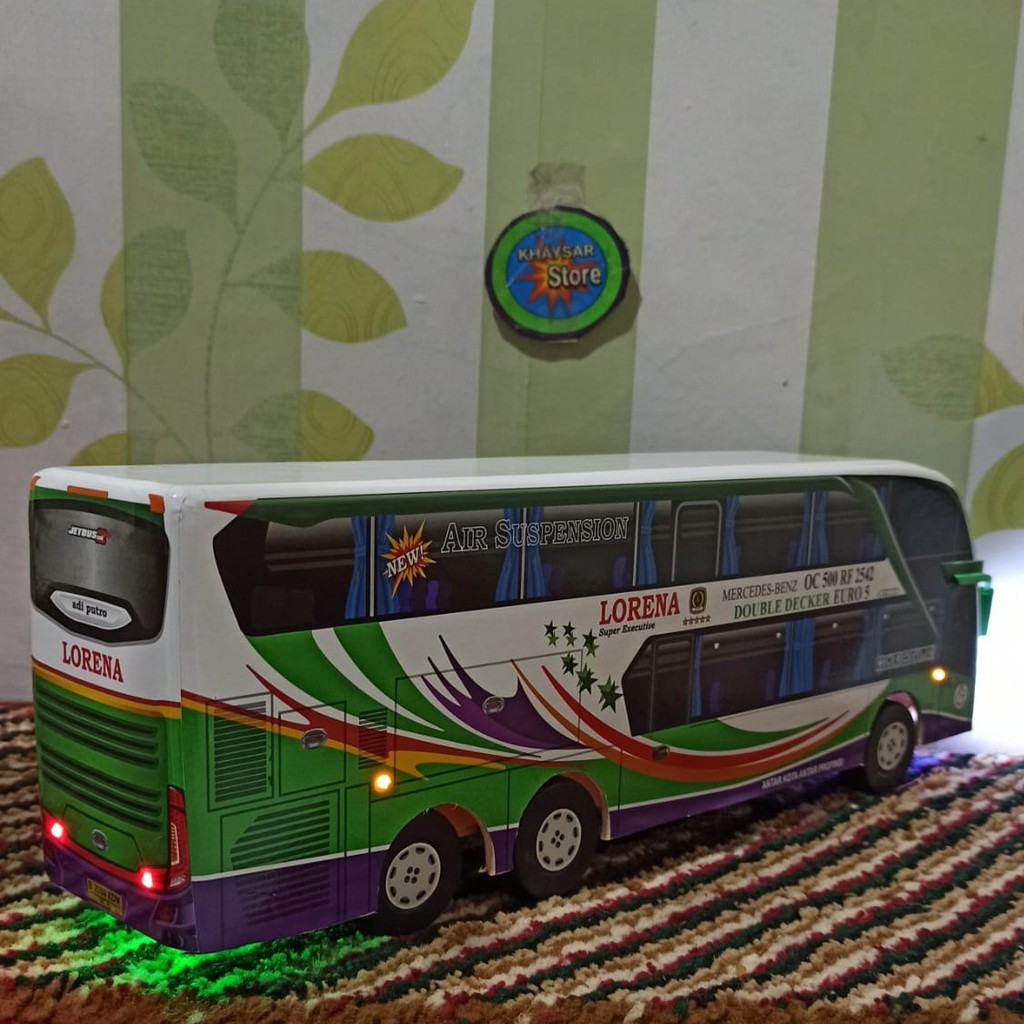 miniatur Bus bis /mainan bus bis Lorena Double decker + Lampu