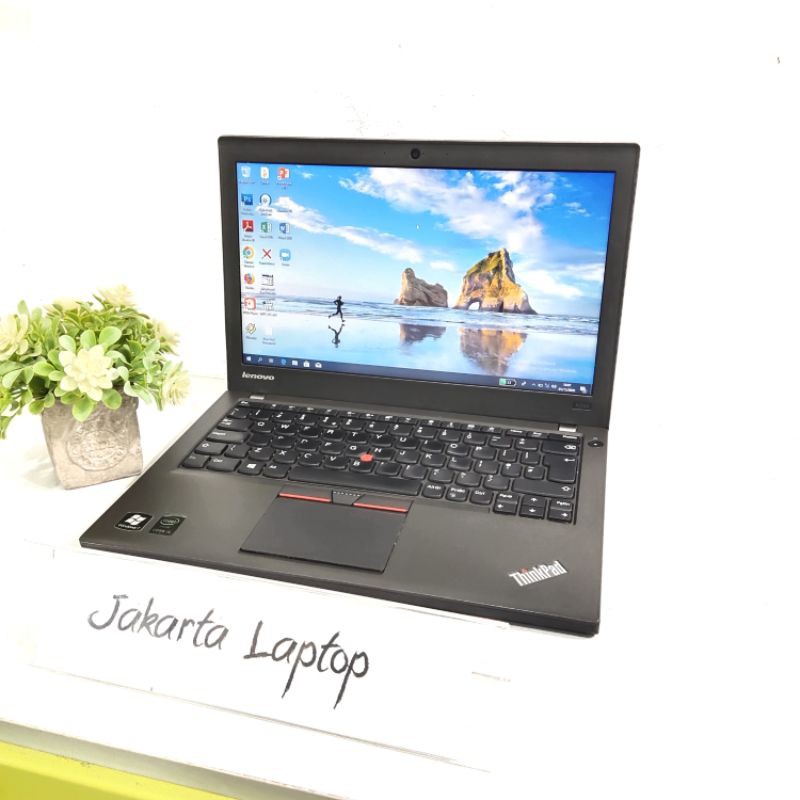 LAPTOP LENOVO THINKPAD X250 GEN5 | RAM 8GB | SSD 512GB | SUPER MULUS  MURAH BERGARANSI