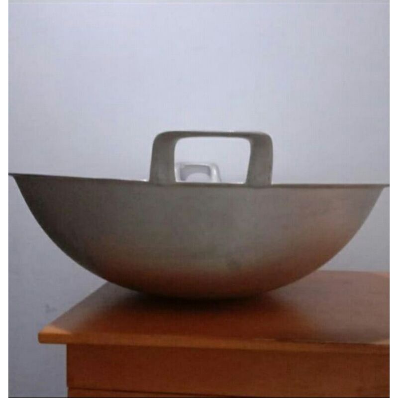 Kuali wajan penggorengan no 20 almunium