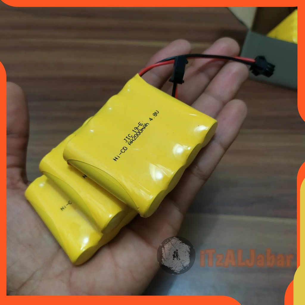 Baterai Mobil remot RC Nicd 2000mAh 4.8V soket Hitam