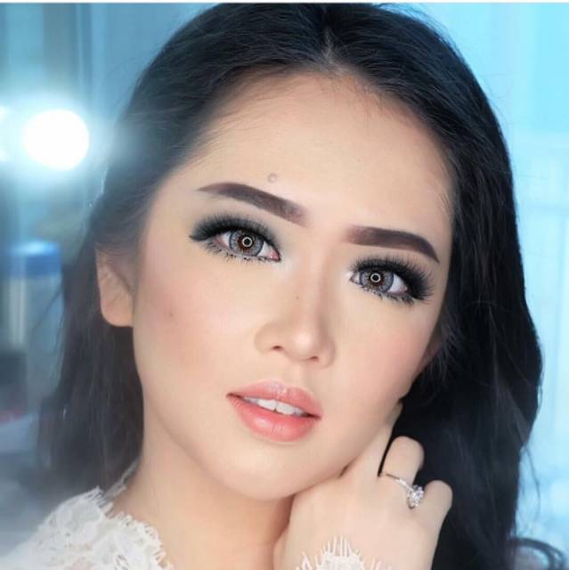 Softlens Pengantin Puffy 3 Tones Gray Grey (Abu-abu) Soft Lens Wedding Make Up Artist Mata Minus