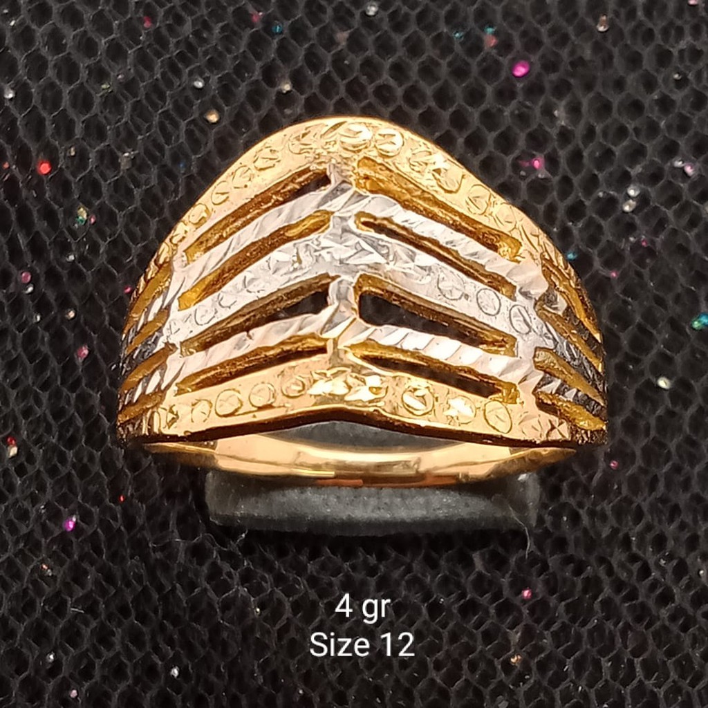 Cincin Emas 17 K - 4 gr Kadar 750 - 2696