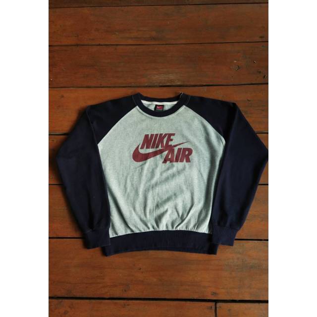 crewneck nike air
