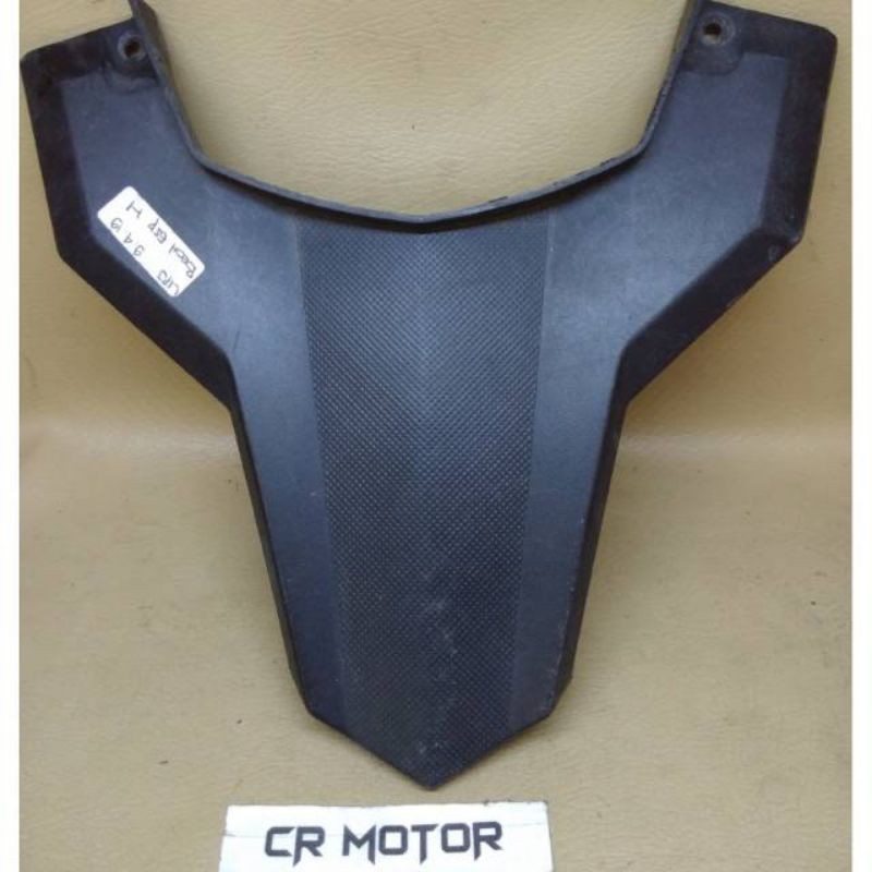 Cover tail Sambungan Body belakang tutup lampu belakang Beat fi esp 2017-2019 ori