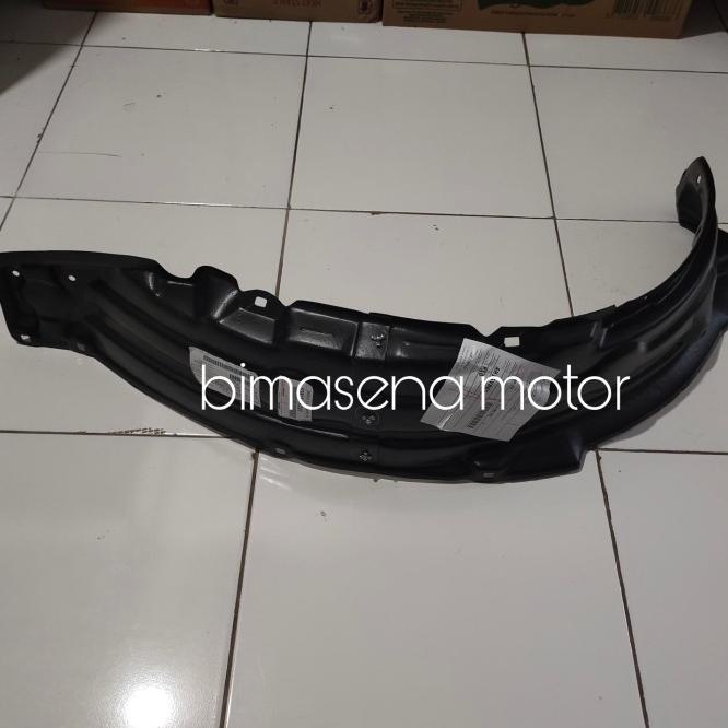 Liner Fender Depan Kanan Innova Old
