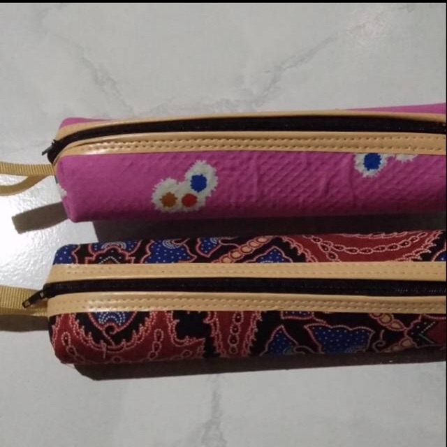 

Tempat pensil dosgreb batik termurah (ECER )