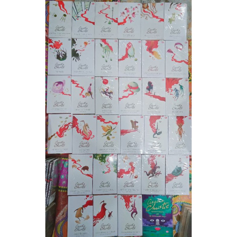 Novel Agatha Christie Series Set