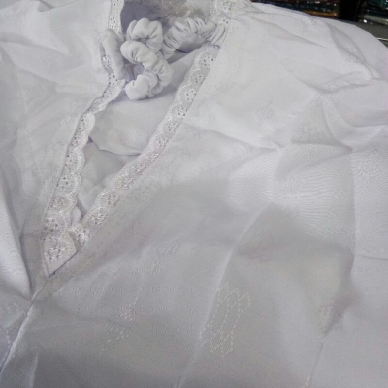mukena terusan polos putih renda tali kerut SHOLEHAH