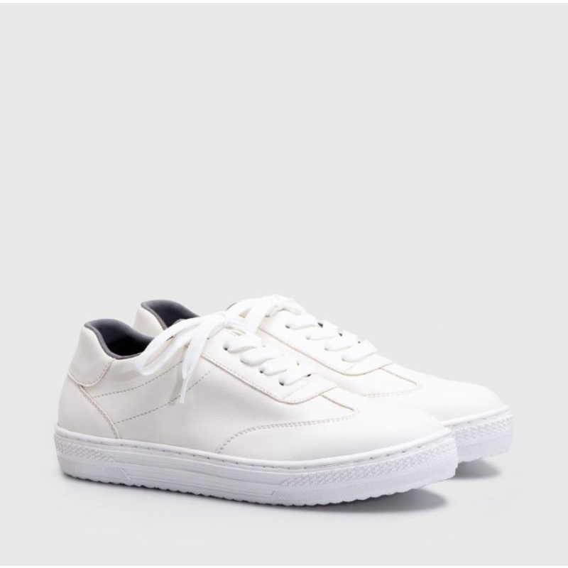 briston sneakers white adorable project