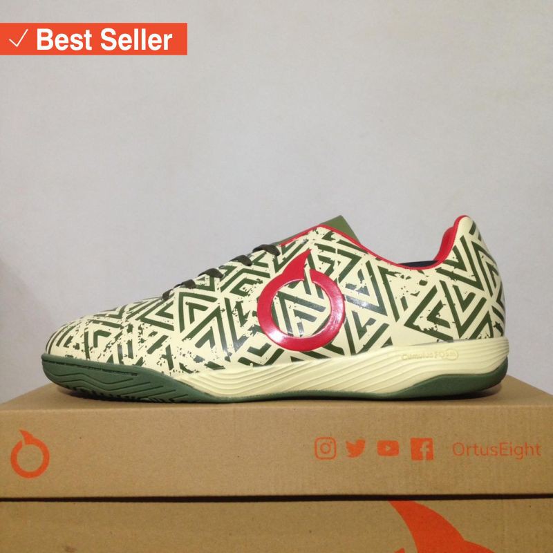 Sepatu Olahraga murah Harga Terjangkau / Sepatu Futsal Ortus Eight Jogosala Shock Wave Sand Green