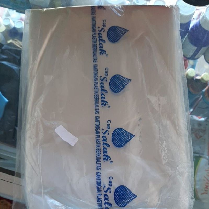 PLASTIK BEDENGAN PUTIH BENING